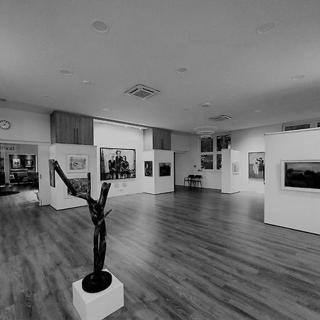 Art & Galerie Hotel Lenz Plauer See Fuenfseen Buitenkant foto