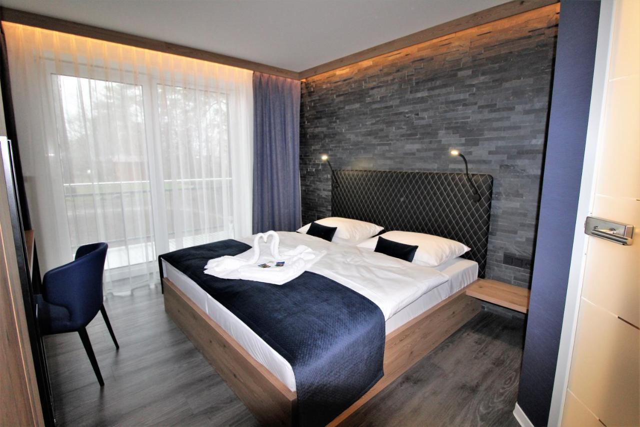Art & Galerie Hotel Lenz Plauer See Fuenfseen Buitenkant foto