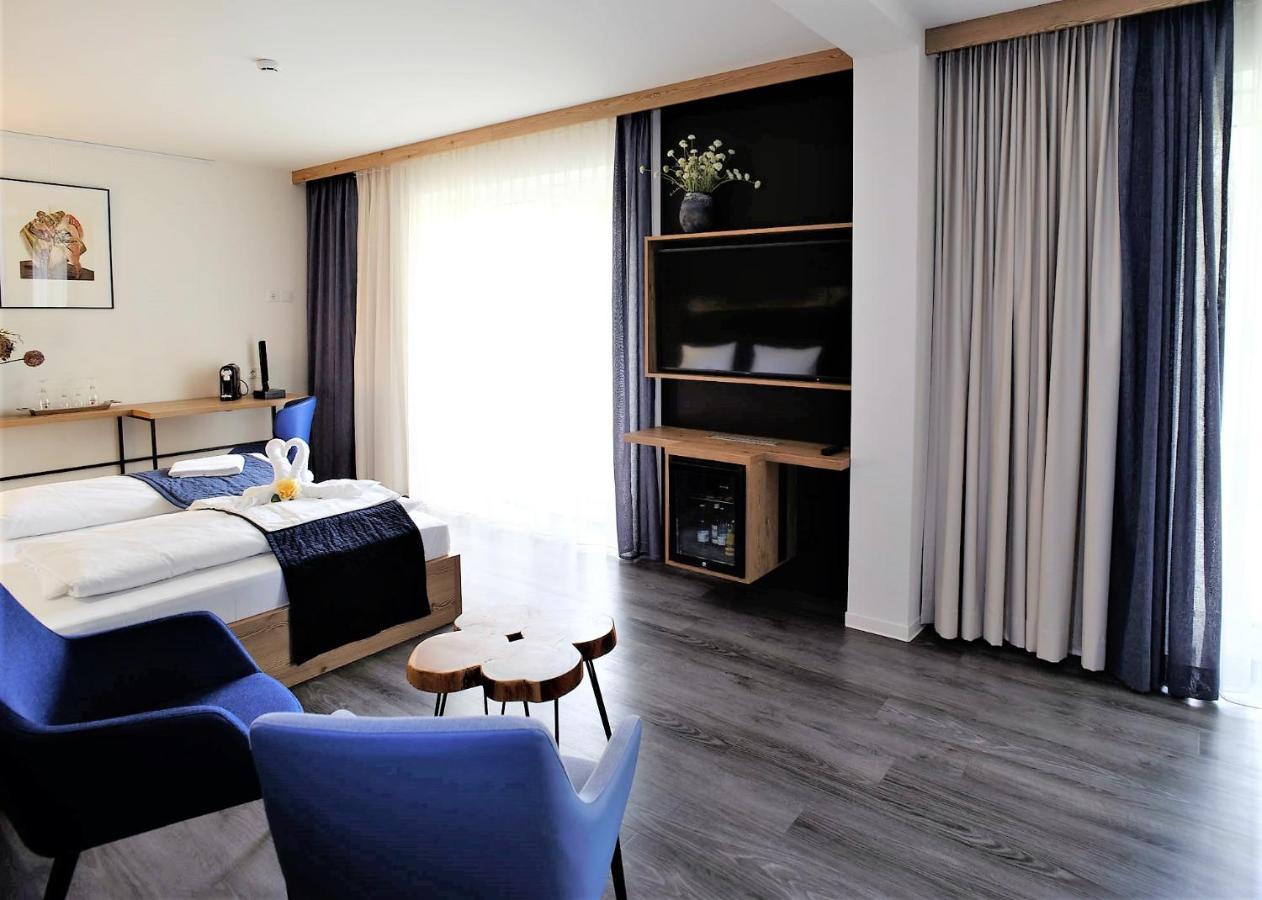 Art & Galerie Hotel Lenz Plauer See Fuenfseen Buitenkant foto